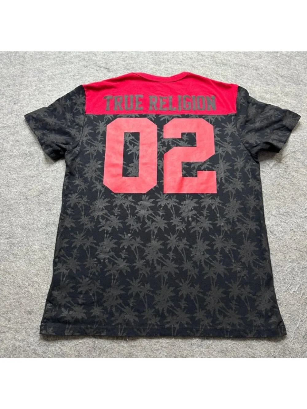 True Religion Vintage Y2K Palm Sport Football T-Shirt Men L Black Red #02